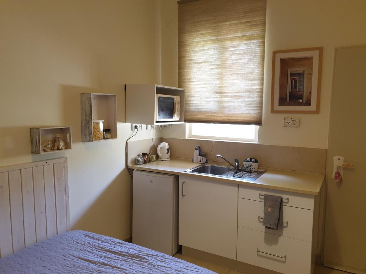 Guy Family Guestroom'S (Adults Only) Midreshet Ben Gurion Εξωτερικό φωτογραφία